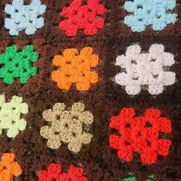 Vtg Crochet 4 x 3 ft Afghan Blanket lap Throw Granny Squares Brown 70s 80s - Picture 5 of 10